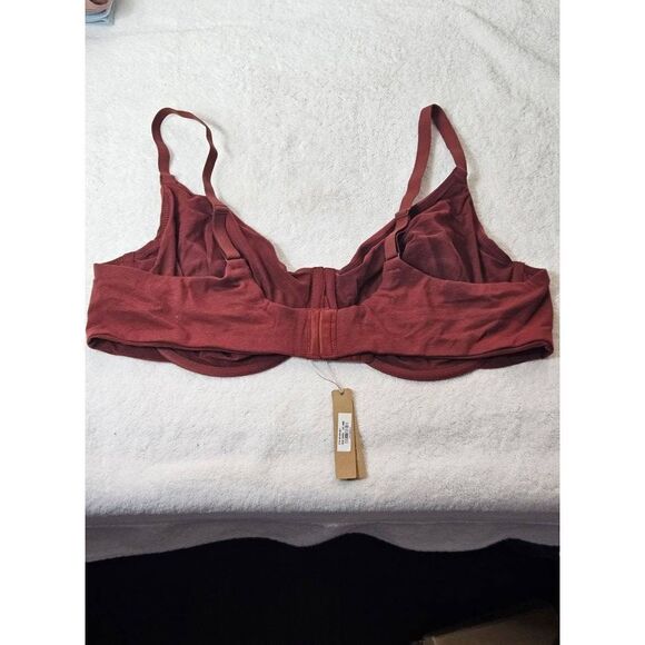 Skims underwire bra Nwt - Picture 5 of 10